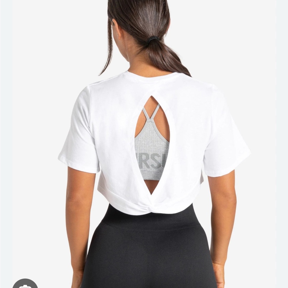 Pursue Fitness White Crop Tee Knot Back Small
